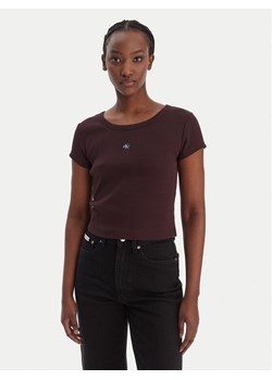Calvin Klein Jeans T-Shirt LV047C200G Brązowy Slim Fit ze sklepu MODIVO w kategorii Bluzki damskie - zdjęcie 188118594