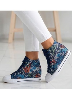 Wysokie sznurowane trampki na niskim koturnie Flower Blue /F1-2 8087 S190/ ze sklepu Pantofelek24.pl w kategorii Trampki damskie - zdjęcie 188119834