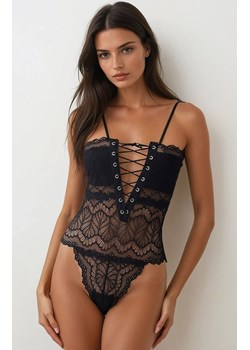 Koronkowe body damskie z wiązaniem czarne PURE ROMANCE, Kolor czarny, Rozmiar S/M, PURE SIN ze sklepu Intymna w kategorii Body damskie - zdjęcie 188121751