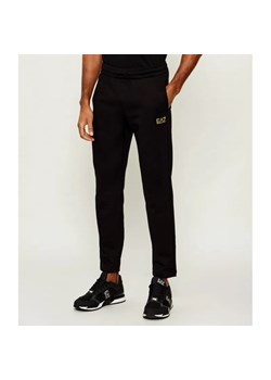 EA7 Spodnie dresowe | Slim Fit ze sklepu Gomez Fashion Store w kategorii Spodnie męskie - zdjęcie 188122571