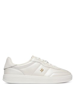 Tommy Hilfiger Sneakersy Th Heritage Shiny Sneaker FW0FW09179 Biały ze sklepu MODIVO w kategorii Buty sportowe damskie - zdjęcie 188130224
