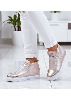 Wsuwane złote dziewczęce sneakersy /B5-2 12561 t293/ ze sklepu Pantofelek24.pl w kategorii Trampki dziecięce - zdjęcie 188132990