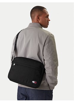 Torba na laptopa Tommy Jeans Tjm Ess Daily Computer Bag AM0AM14075 Czarny ze sklepu eobuwie.pl w kategorii Torby na laptopa - zdjęcie 188147131