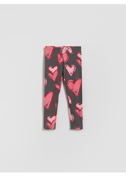 Reserved - Bawełniane legginsy z nadrukiem - ciemnoszary ze sklepu Reserved w kategorii Spodnie dziewczęce - zdjęcie 188150480