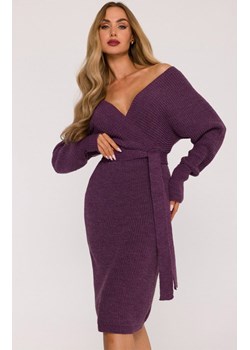 Sukienka swetrowa z dekoltem kopertowym i paskiem wrzosowa M810, Kolor wrzosowy, Rozmiar uniwersalny, MOE ze sklepu Primodo w kategorii Sukienki - zdjęcie 188153442