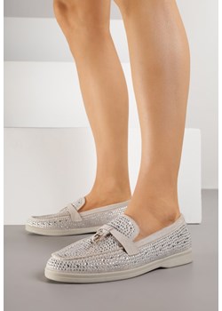 Szare Mokasyny Ozdobione Cyrkoniami i Aplikacjami Isirsyss ze sklepu born2be.pl w kategorii Mokasyny damskie - zdjęcie 188154592