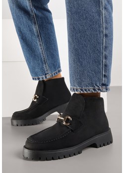 Czarne Botki w Stylu Mokasynów z Elegancką Aplikacją Elinney ze sklepu born2be.pl w kategorii Botki - zdjęcie 188154790