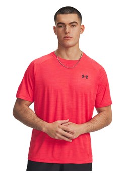 Under Armour Koszulka funkcyjna w kolorze czerwonym ze sklepu Limango Polska w kategorii T-shirty męskie - zdjęcie 188166360