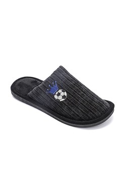 Confly Kapcie w kolorze czarnym ze sklepu Limango Polska w kategorii Kapcie męskie - zdjęcie 188166821
