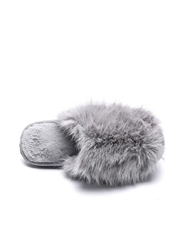 Confly Kapcie w kolorze szarym ze sklepu Limango Polska w kategorii Kapcie damskie - zdjęcie 188166850