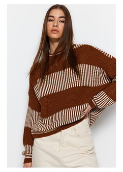 trendyol Sweter w kolorze jasnobrązowym ze sklepu Limango Polska w kategorii Swetry damskie - zdjęcie 188173241