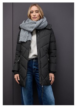 Street One Kurtka zimowa w kolorze czarnym ze sklepu Limango Polska w kategorii Kurtki damskie - zdjęcie 188182794