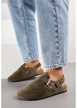 Zielone Sandały w Stylu Chodaków Ozdobione Klamrami Qyrraya ze sklepu born2be.pl w kategorii Sandały damskie - zdjęcie 188219041