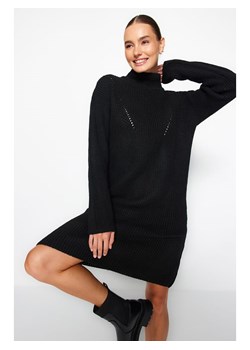 trendyol Sukienka dzianinowa w kolorze czarnym ze sklepu Limango Polska w kategorii Sukienki - zdjęcie 188229553