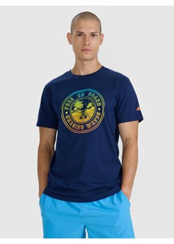Męski t-shirt z nadrukiem 4F 4FRSS25TTSHM3156 - granatowy ze sklepu Sportstylestory.com w kategorii T-shirty męskie - zdjęcie 188244400