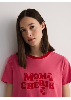 Reserved - Bawełniany t-shirt z nadrukiem - fuksja ze sklepu Reserved w kategorii Bluzki damskie - zdjęcie 188245874