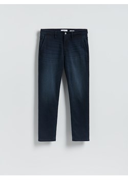 Reserved - Jeansy slim fit z efektem sprania - granatowy ze sklepu Reserved w kategorii Jeansy męskie - zdjęcie 188248331