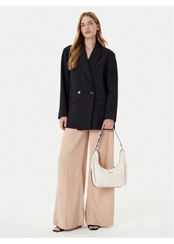 Torebka Guess Phoebe HWPD96 65020 Écru ze sklepu eobuwie.pl w kategorii Torebki hobo - zdjęcie 188248982