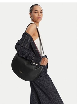 Torebka Patrizia Pepe 8B0278/L164-K103 Czarny ze sklepu eobuwie.pl w kategorii Listonoszki - zdjęcie 188249822
