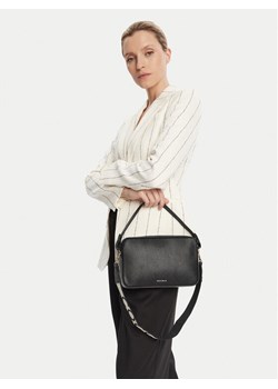 Torebka Coccinelle MN5 Tebe E5 MN5 52 01 01 Czarny ze sklepu eobuwie.pl w kategorii Listonoszki - zdjęcie 188251292