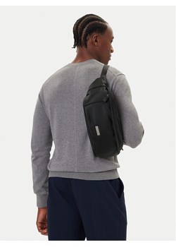 Calvin Klein Nerka Sleek Waistbag Sling LV04D3148G Czarny ze sklepu MODIVO w kategorii Nerki - zdjęcie 188255494