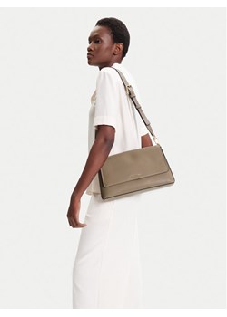 MICHAEL Michael Kors Torebka Nessa 30T5G8ZM3L Beżowy ze sklepu MODIVO w kategorii Listonoszki - zdjęcie 188256501
