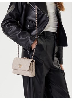 Guess Torebka Giully II Mini HWQG96 73740 Beżowy ze sklepu MODIVO w kategorii Kopertówki - zdjęcie 188256762
