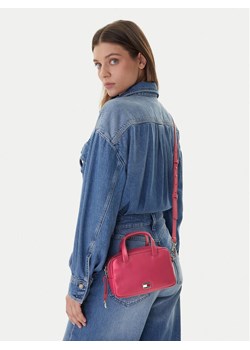 Tommy Jeans Torebka Tjw City Trunk Crossover AW0AW18084 Czerwony ze sklepu MODIVO w kategorii Torebki damskie - zdjęcie 188256943