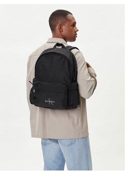 Calvin Klein Plecak Bold Round Backpack LV04D3114G Czarny ze sklepu MODIVO w kategorii Plecaki - zdjęcie 188256984