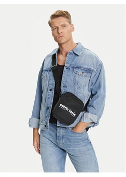 Calvin Klein Saszetka LV04G3180G Czarny ze sklepu MODIVO w kategorii Torby męskie - zdjęcie 188257421