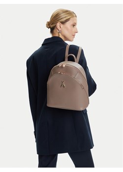 Patrizia Pepe Plecak CB0056/L001-B744 Beżowy ze sklepu MODIVO w kategorii Plecaki - zdjęcie 188257562