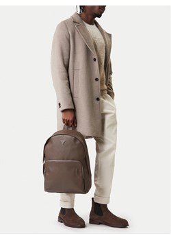 Guess Plecak 164329 Brązowy ze sklepu MODIVO w kategorii Torby na laptopa - zdjęcie 188257820