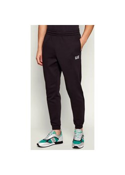 EA7 Spodnie dresowe | Regular Fit ze sklepu Gomez Fashion Store w kategorii Spodnie męskie - zdjęcie 188264994
