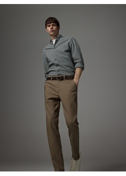 Reserved - Spodnie chino carrot - beżowy ze sklepu Reserved w kategorii Spodnie chłopięce - zdjęcie 188267151