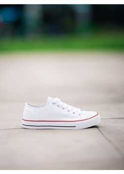 Sinsay - Trampki niskie sznurowane - biały ze sklepu Sinsay w kategorii Trampki damskie - zdjęcie 188267392