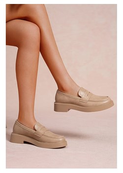 Foreverfolie Mokasyny w kolorze beżowym ze sklepu Limango Polska w kategorii Mokasyny damskie - zdjęcie 188270872