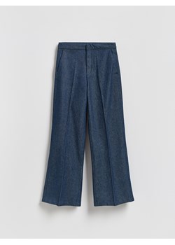 Reserved - Jeansy flare z kantem - granatowy ze sklepu Reserved w kategorii Jeansy damskie - zdjęcie 188281692