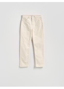 Reserved - Jeansy straight - złamana biel ze sklepu Reserved w kategorii Jeansy damskie - zdjęcie 188282894