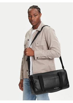 Torba weekendowa Calvin Klein Mono Logo Duffle 42 LV04G3054G Czarny ze sklepu eobuwie.pl w kategorii Torby podróżne - zdjęcie 188283254