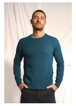 Just Cashmere Kaszmirowy sweter "Noe" w kolorze niebieskim ze sklepu Limango Polska w kategorii Swetry męskie - zdjęcie 188285081