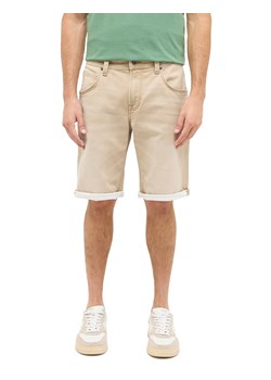 Męskie szorty Mustang Style Chicago Shorts Z Tannin 1016351 3142 ze sklepu YouNeedit.pl w kategorii Jeansy męskie - zdjęcie 188286033