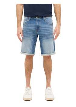 Męskie szorty Mustang Style Chicago Shorts Z Denim Blue 1016349 5000 583 ze sklepu YouNeedit.pl w kategorii Jeansy męskie - zdjęcie 188286304