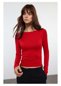 trendyol Koszulka w kolorze czerwonym ze sklepu Limango Polska w kategorii Bluzki damskie - zdjęcie 188287812