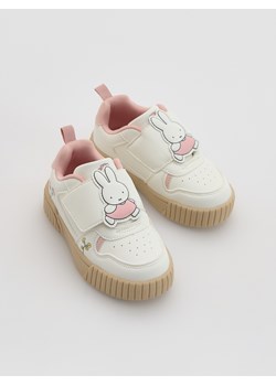 Reserved - Sneakersy Miffy - złamana biel ze sklepu Reserved w kategorii Buty sportowe dziecięce - zdjęcie 188289431