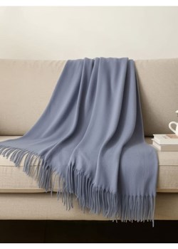 Sinsay - Koc z frędzlami - niebieski ze sklepu Sinsay w kategorii Koce i pledy - zdjęcie 188303160