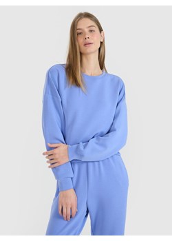 Damska bluza dresowa nierozpinana bez kaptura 4F 4FWSS25TSWSF1576 - niebieska ze sklepu Sportstylestory.com w kategorii Bluzy damskie - zdjęcie 188303780