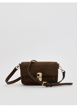 Reserved - Torebka na ramię z imitacji zamszu - ciemnobrązowy ze sklepu Reserved w kategorii Torebki damskie - zdjęcie 188313470
