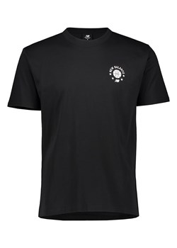 New Balance Koszulka "Hoops Essentials" w kolorze czarnym ze sklepu Limango Polska w kategorii T-shirty męskie - zdjęcie 188315172