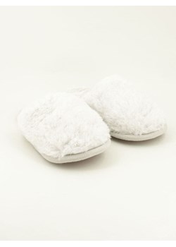 kitz pichler Kapcie "Curly" w kolorze kremowym ze sklepu Limango Polska w kategorii Kapcie damskie - zdjęcie 188320340