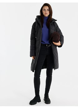 Mohito - Pikowany płaszcz z kapturem - czarny ze sklepu Mohito w kategorii Płaszcze damskie - zdjęcie 188326544